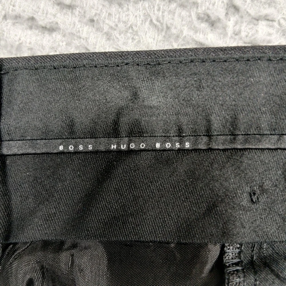 Hugo‎ Boss Dress Pants Men's 32x30 Black James Brown US Wool Blend